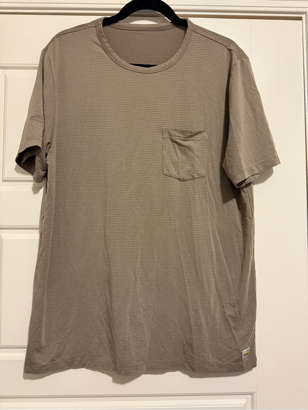 Vuori Short Sleeve Pocket T-Shirt - Taupe Brown